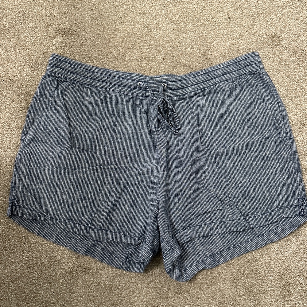 H&M Blue Pinstriped Drawstring Bermudas